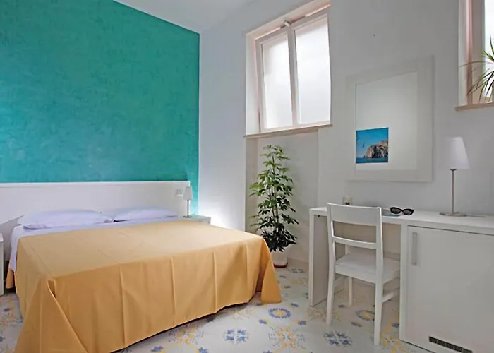 San Nicola Πανσιόν